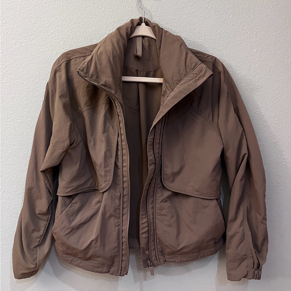 Lululemon Always Effortless Jacket SZ 4